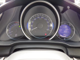 視認性の良いメーターで、運転中も情報がひと目で確認できて安心。見やすさにこだわったデザインで、毎日のドライブがもっと快適に☆