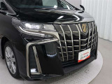 フロント廻りです。