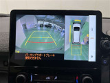 バックカメラ、パノラミックビューモニター付きで視界良好