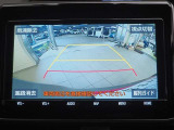 バックガイドモニターで、後方を確認しながら安心して駐車することができます。運転初心者も熟練者も必須の機能ですよ!