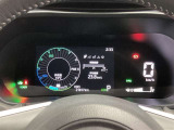 情報が読み取りやすいシンプルなメーターです。
