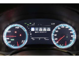 マルチインフォメーションディスプレイ付きのメーターです!エコ運転へ導く多彩な情報を表示してくれます。