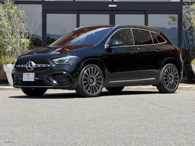GLAクラス GLA200d 4マチック AMGライン 4WD
