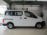 排気量は1600ccの貨物車。両側スライドドアなので使い方色々です。