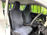 運転席シート廻りは使用感も少なく、良好な状態となっています。丁寧に使われていたことがよくわかりますね。