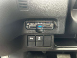 キッズコーナーも完備しております。お子様連れの方でも、ゆっくりとお車をご覧いただけます。ご家族みんなでご来店くださいませ♪