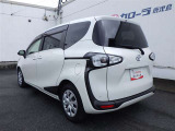 当社の中古車はすべてお支払総額表示で掲載中!納車前の整備費用は車両本体価格に含みます。隅々まで行き届いた整備と1年間距離無制限のロングラン保証が安全なカーライフをお届けいたします。