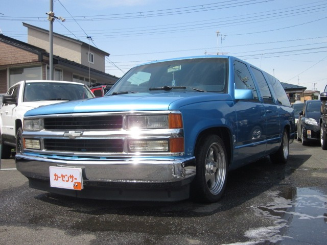 サバーバン LS