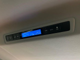 【リアオートエアコン】広い後部座席には必須の機能!風量や温度を自動で調整し前席と同様な車内環境にしてくれるリアオートエアコンを装備。夏の暑さも冬の寒さもストレスなく快適にお過ごしいただけます♪