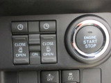 運転席からもスイッチ1つでリヤドアを開閉する事ができます。