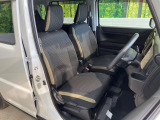 運転席シート廻りは使用感も少なく、良好な状態となっています。丁寧に使われていたことがよくわかりますね。