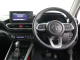 運転席のハンドル・シートは高さ調整が可能です