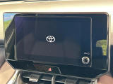 【8インチ ディスプレイオーディオ】大画面のディスプレイはAppleCarPlayやAndroidAutoが利用可能。大きな画面でスマホナビアプリ等が利用いただけます♪