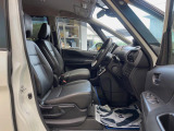 運転席シート廻りは使用感も少なく、良好な状態となっています。丁寧に使われていたことがよくわかりますね。