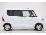 県内13店舗にて常時500台以上ダイハツ車を展示中です。見て、触って、納得のいく一台をぜひ見つけてください。