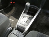 『トヨタ認定中古車』は「まるごとクリーニング」で綺麗な内外装、「車両検査証」はプロによるチェック、買ってからも安心の「ロングラン保証」、3つの安心安全を標準装したトヨタのブランドU-Carです