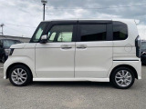 当店は、新車〜登録済未使用車、お買い得軽自動車まで、多数在庫しております♪軽自動車の事なら全て当店にお任せください!目玉車両もございますので、ぜひ一度軽ワールドへお越しくださいませ!