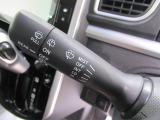 1年間&rdquo;走行距離無制限&rdquo;(無償保証)のまごころ保証サービスは、ご希望に応じてプラス1年、プラス2年の保証延長も可能です(延長保証分は別途有償となります)。