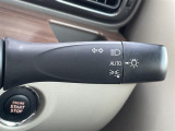 【 オートライト 】オートライトなのでライトの点け忘れを気にすることなく運転が出来ます♪//