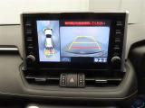 バックモニターを装備しています。車庫入れ時等に車両後方が確認出来るのでとても便利です。