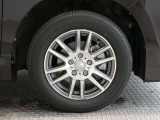 R3年式夏タイヤ195/65R15ヨコハマ製です。