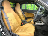 運転席シート廻りは使用感も少なく、良好な状態となっています。丁寧に使われていたことがよくわかりますね。