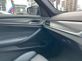 弊社は初度登録より6年目経過の車両に【BMWバリューサービス】をご案内しております。長くお乗りの車両にも適用可能ですので純正メンテナンスでランニングコストも抑えれます。