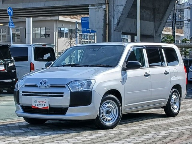 トヨタ プロボックスバン 
