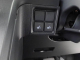 冬の強い味方☆運転席と助手席にはヒートシーターが付いていて、冬の寒い日でも快適に座れます。