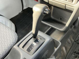 愛知日産の中古車は【走行距離無制限の保証付き】です!全国の日産サービス工場で保証整備が可能なので安心してお乗り頂けます♪(保証期間は車両によって異なりすので、当店スタッフまでお気軽にお尋ねください)