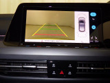 カラーバックモニター搭載しています。リアの映像がカラーで映し出されますので日々の駐車も安心安全です。