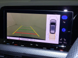 カラーバックモニター搭載しています。リアの映像がカラーで映し出されますので日々の駐車も安心安全です。