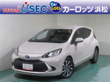 トヨタのアクアです!燃費性能がよくコンパクトなボディサイズなので、どなたにも運転しやすいのが嬉しいですね♪