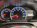 見やすいメーターレイアウトで運転をサポート!