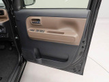中古車は一物一価、同じようなお車でも、整備状況、外内装の状態など様々です。