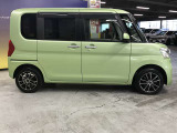 エンジンルーム、室内、クリーニング済みです。厳選したお車を屋内展示場にて展示中☆車両品質には自信がございます!ぜひ一度ご来店ください!!