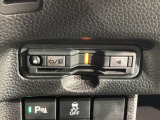 いまや快適なカーライフに欠かせないETCが付いています。