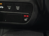 運転席にはシートヒーターが付いています!寒い日に便利な装備ですね。