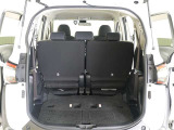 広々としたラゲージスペースを備えています。大きなものや長さのある荷物もしっかりと積み込めます。