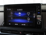 ナビゲーションはギャザズ10インチメモリーナビ(VXU-217DYi)を装着しております。AM、FM、CD、DVD再生、Bluetooth、音楽録音再生、フルセグTVがご使用いただけます。