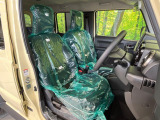 運転席シート廻りは使用感も少なく、良好な状態となっています。丁寧に使われていたことがよくわかりますね。
