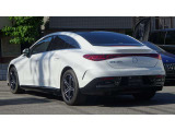 EQE 350に搭載のバッテリーは90.6kWh。リアを駆動する292ps(215kW)のモーターにより、624kmの航続距離が可能とカタログには謳われている。
