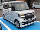 弊社はホンダディーラーです。中古車も販売しておりますが新車も力を入れております!各種試乗車も取り揃えお客様のご要望にあった車種をご提案させて頂きます。人気車を是非店頭で体感して下さい!