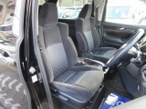中古車を購入する場合、「車両本体価格」に加えて、税金や手数料などの「諸費用」を支払う必要があります。「法定費用:自動車税や自賠責保険等の国や自治体に払うことが法律上義務付けられている費用」「販売店手数