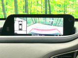 【360&deg;ビューモニター】専用のカメラにより、上から見下ろしたような視点で360度クルマの周囲を確認することができます☆死角部分も確認しやすく、狭い場所での切り返しや駐車もスムーズに行えます。