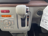 【 シフト 】スムーズなシフトチェンジで快適にお車を操縦していただけます!//