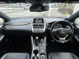NX 200t Fスポーツ 