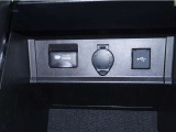 1500Wまで使えるAC100Vコンセント/USB端子