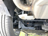 お車を安心してお乗りいただく為には、足回りの定期点検が欠かせません。サービスサポート(有償保証)では無料点検もご提供しており、安心のカーライフをお過ごしいただけるサポート体制が整っています。