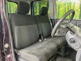 運転席シート廻りは使用感も少なく、良好な状態となっています。丁寧に使われていたことがよくわかりますね。